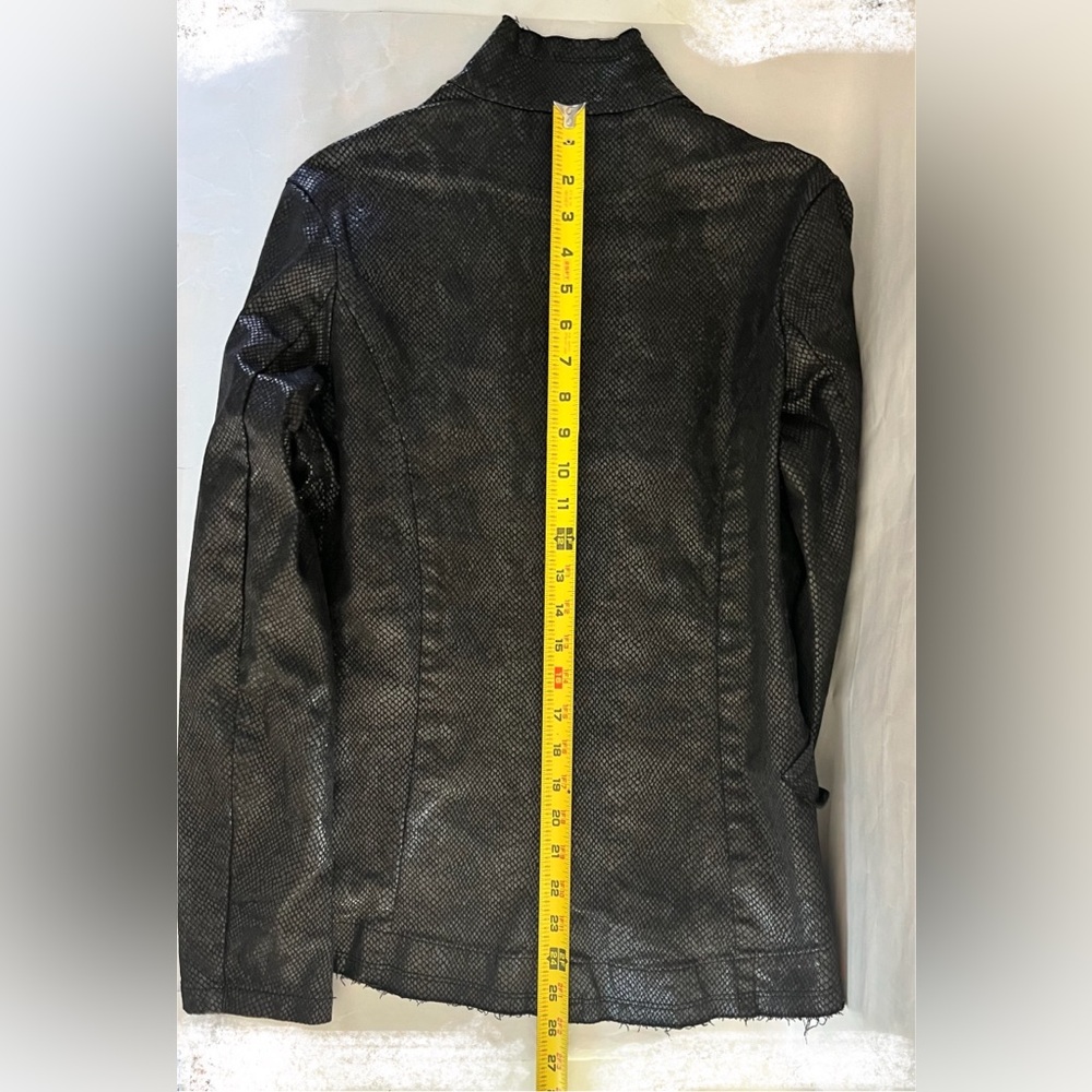 Black Military-Style Women's Blazer Jacket - Picture 11 of 16